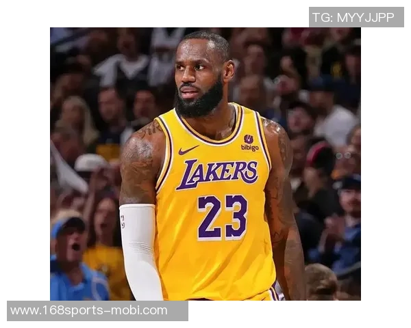 拉拉维亚称赞詹姆斯无私助攻八村塁得分展现团队精神